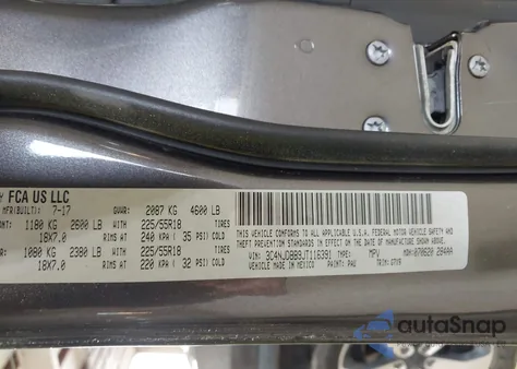 2018 Jeep Compass Latitude 4X4 из США, поврежденный, VIN 3C4NJDBB9JT116391